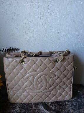 CHANEL Beige Quilted Shoulder Tote with Gold Chain Handles